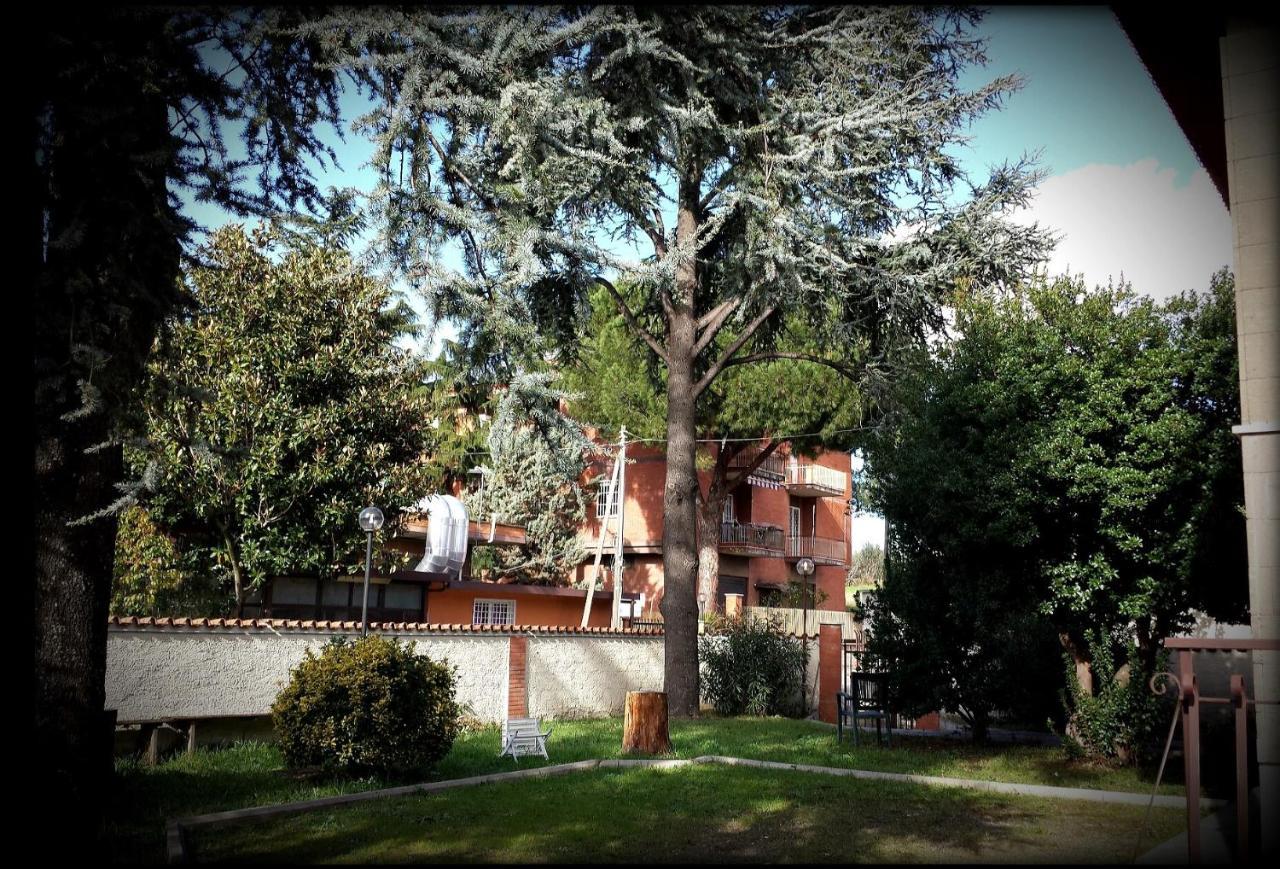 La Casa Degli Oleandri Gæstehus *